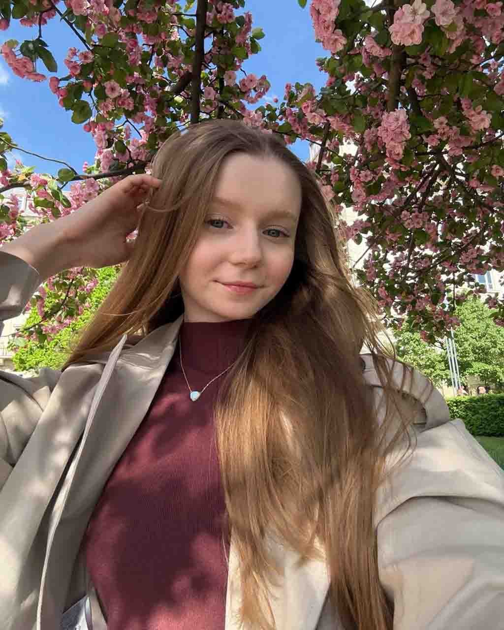 Alina Nikitina Alekseevna, Alina Nikitina Age 2026, liinaliissun Instagram, Alina Nikitina Biography, Russian Instagram Model 2026.