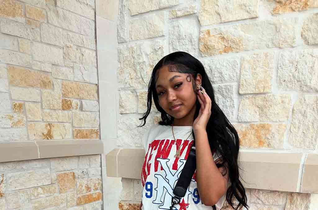 Ahvianna Lee Net Worth, Ahvianna Lee Salary, How much does Ahvianna Lee make, AhviLeeXO Earnings, The Lee Family Net Worth, YouTuber Income 2026