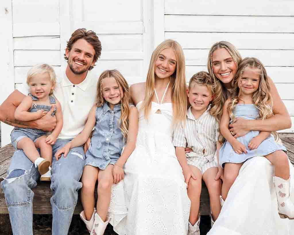 The LaBrant Fam Nashville, Everleigh LaBrant Siblings, Cole and Savannah LaBrant 2026, Nashville Farm House LaBrant, Everleigh LaBrant Family Move, Beckham Blue LaBrant.